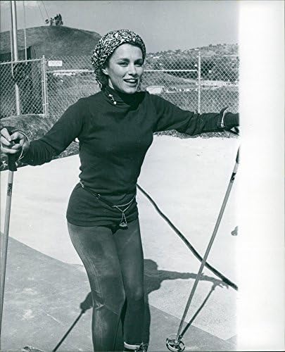 Linda Christian kayak vintage fotoğraf.